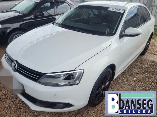 VOKSWAGEN JETTA COMFORTLINE 2.0 TOTAL FLEX 2014/2014