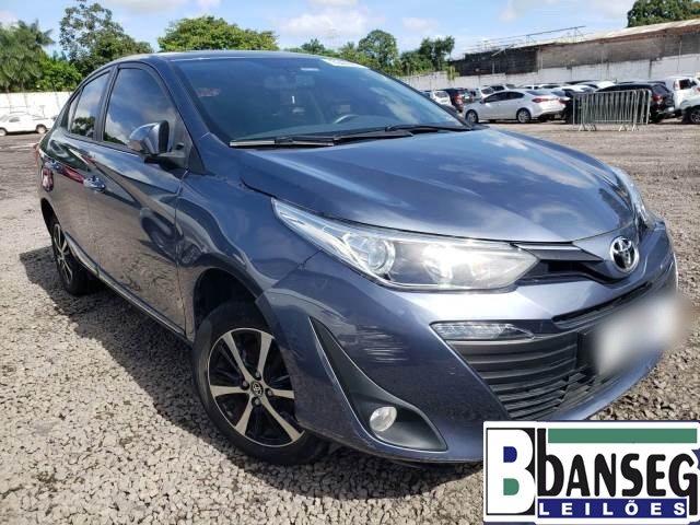 TOYOTA YARIS SEDA XLS CONNECT CVT 1.5 16V 2021