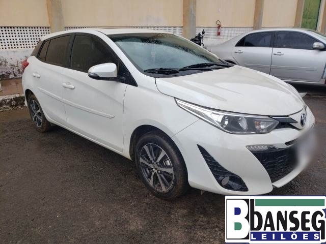 TOYOTA YARIS XLS CONNECT CVT 1.5 16V 2022